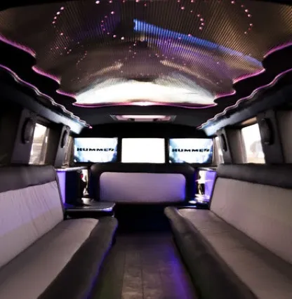 Wroclaw STRIP HUMMER LIMO