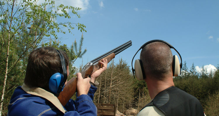 clay-pigeon-shooting-budapest-stagdocompany