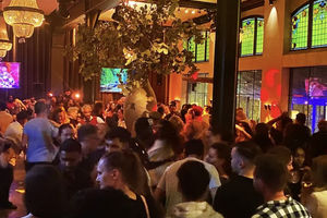club-entry-de-kroon-amsterdam2