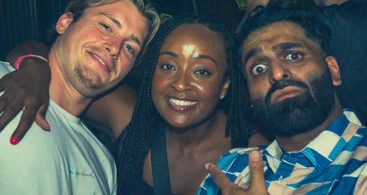 shared-pub-crawl-amsterdam4